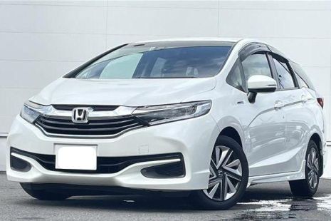 https://www.mycarforum.com/uploads/sgcarstore/data/11/11_1706773062_0Honda shuttle hybrid.jpeg